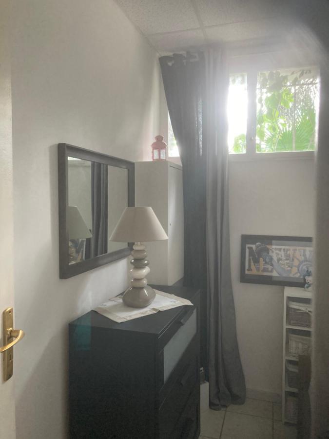 Gite Comme A La Maison อิแยร์ ภายนอก รูปภาพ